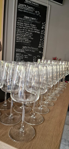 Триложи - Гастрономия и хотелиерство