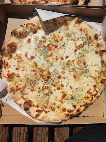 Търговски комплекс"Слатина, ж.к. Христо Смирненски, ул. „Генерал Георги Тановски“ 9 магазин 12, 1574 София