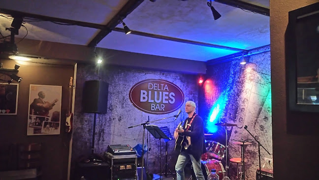 DELTA BLUES BAR