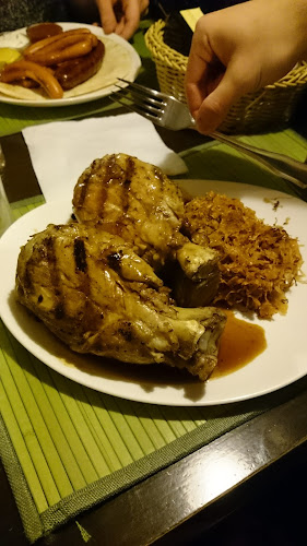 Ейл Хаус Център - Гастрономия и хотелиерство