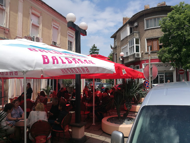 Cafe Yukona - Гастрономия и хотелиерство