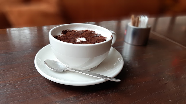 ЦентърРайон Централен, ул. „Хан Кубрат“ 8, 4000 Пловдив