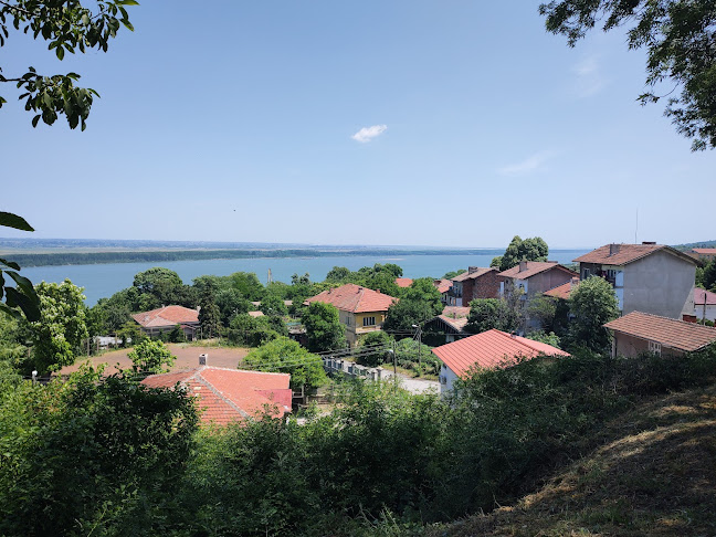 Opinii despre Ресторант"Рибката" în Оряхово - Гастрономия и хотелиерство