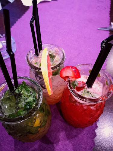 ул. „Алекса Сачков“ 3, 2780 Белица