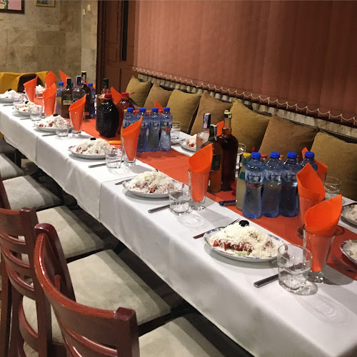 Кафе-клуб “Шита” - Съединение