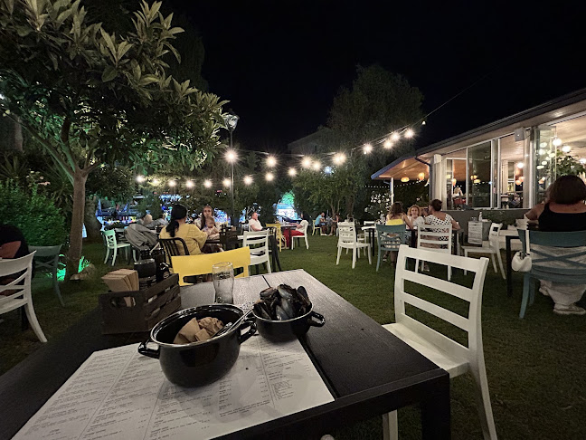 ул. „Възраждане“ 14, 8142 Черноморец