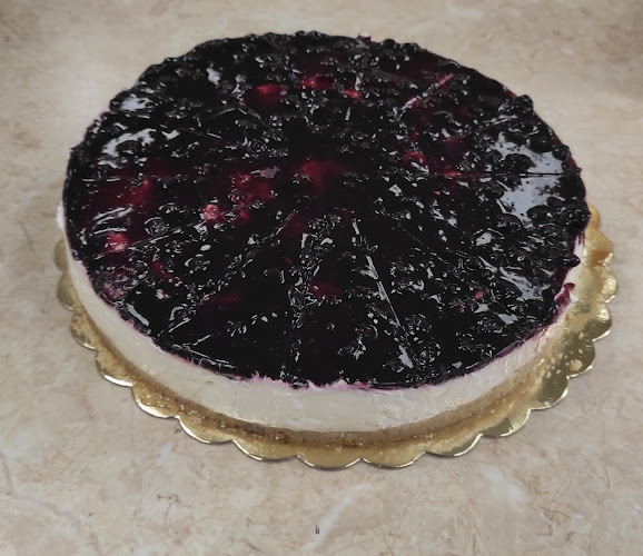 Кафе-сладкарница и пекарна МИКИ - Варна