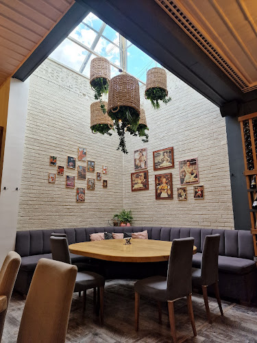 Ресторант Южен Полъх на бул. Свобода