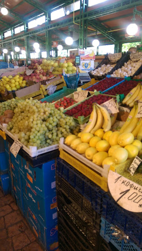 ОБЩИНСКИ ПАЗАРИ - Гастрономия и хотелиерство