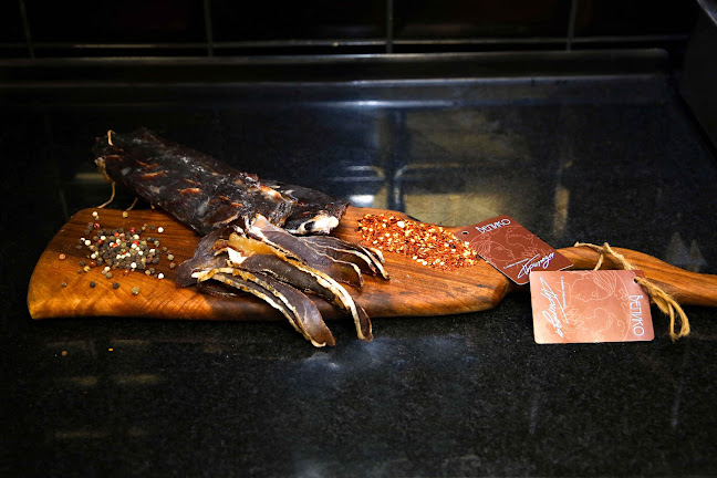 Магазин за местни и месни деликатеси "Вкъщи. Сме" - Гастрономия и хотелиерство