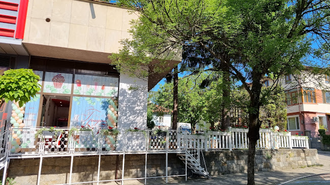 Кафе сладкарница Градина - Троян