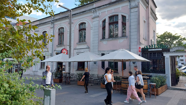 Comentarii opinii despre Мезетто биър енд уайн пъб