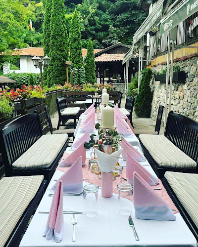 Ресторант "Салаша"