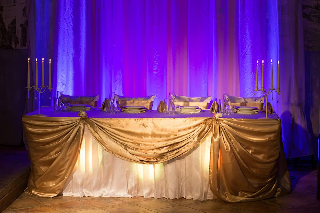 Шумен Център, ул. „Тодор Икономов“ 10, 9700 Шумен