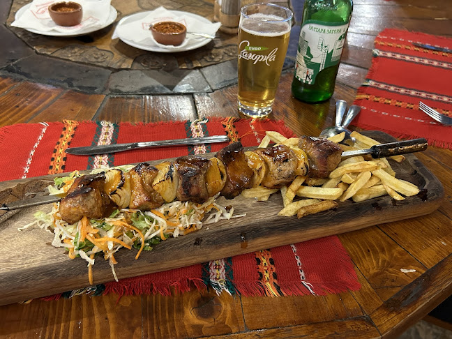 Хаджидрагановите къщи - Гастрономия и хотелиерство