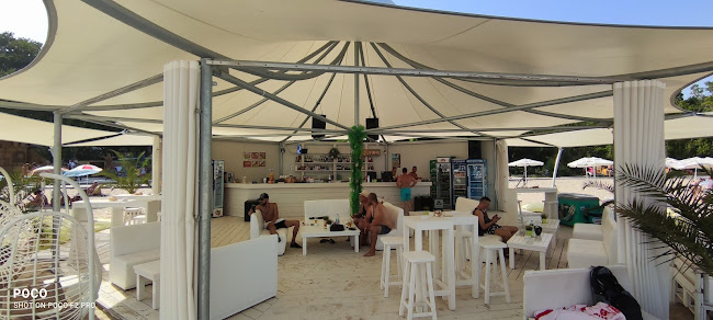 Beach Bar Tahiti