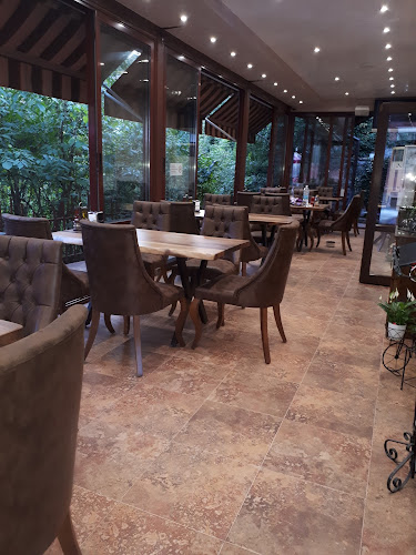 Пицария Ориджинале - Гастрономия и хотелиерство