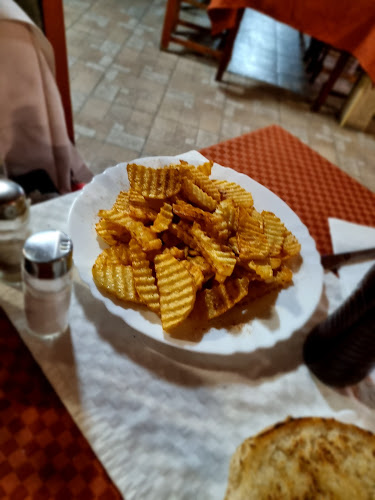 Opinii despre Белите къщи în Стара Загора - Гастрономия и хотелиерство