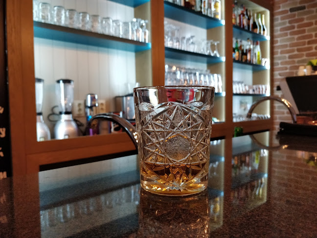 Comentarii opinii despre СНЕКБАР БОХЕМИ