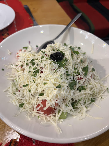 Хаджидрагановите къщи - Гастрономия и хотелиерство