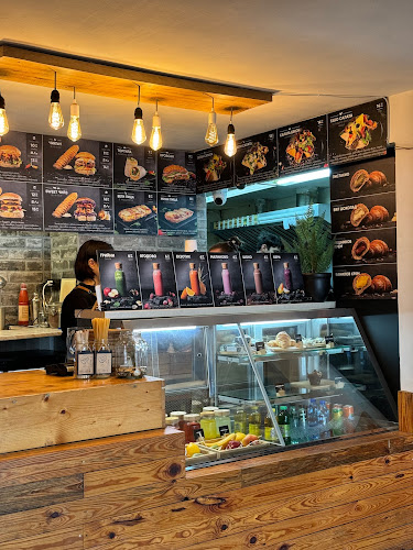 ВкусотéриЯ | cafe & burgers - Гастрономия и хотелиерство