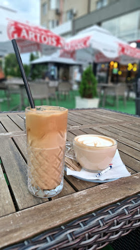 Opinii despre Bar & Dinner Destiny în Пловдив - Гастрономия и хотелиерство