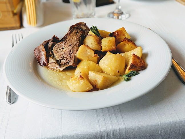 Ресторант Грозд - Гастрономия и хотелиерство