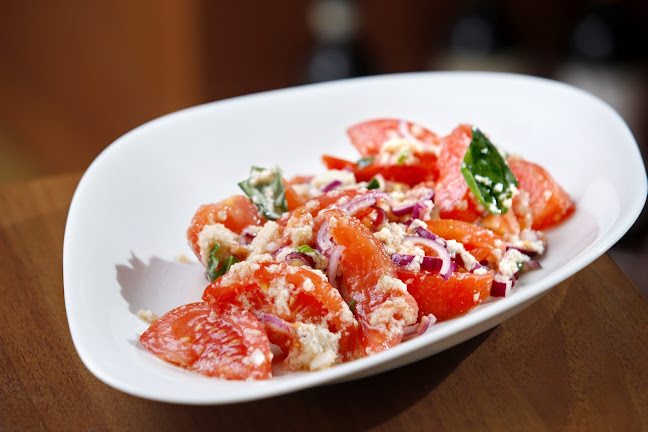 София център, ул. "Будапеща" 2-4, 1000 София