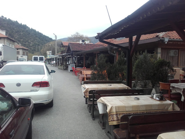 Заведение за Бързо хранене При Емо - Кресна