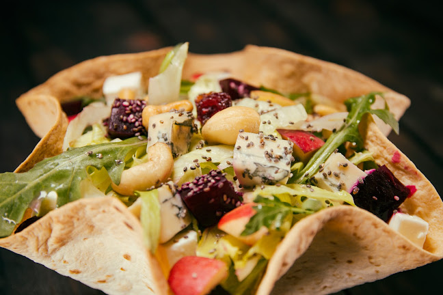 Comentarii opinii despre ВкусотéриЯ | cafe & burgers