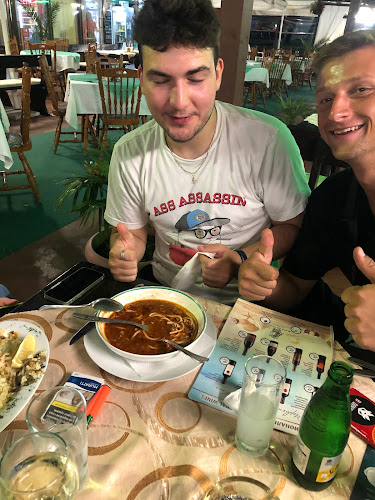 Център, бул. „Черно Море“ 11, 8180 Приморско