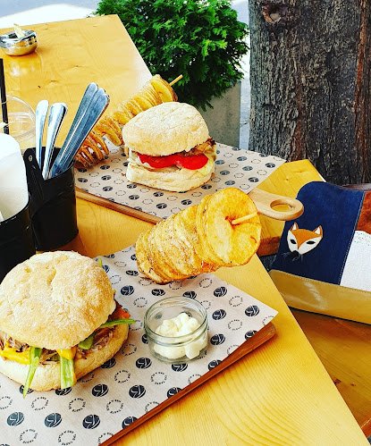 ВкусотéриЯ | cafe & burgers - Велико Търново