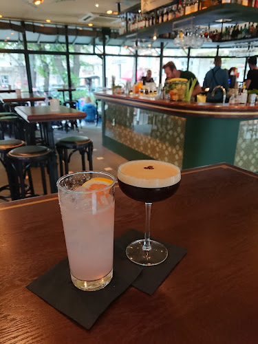 Opinii despre The Cocktail Bar în София - Гастрономия и хотелиерство