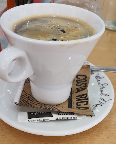 Lidia's Bakery | Сладкарница Дружба - Гастрономия и хотелиерство