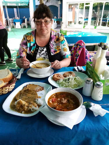 Славянски кът 1 - Гастрономия и хотелиерство