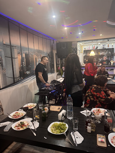 ул. „Патриарх Евтимий“ 3, п.к.6400, 6404 Димитровград