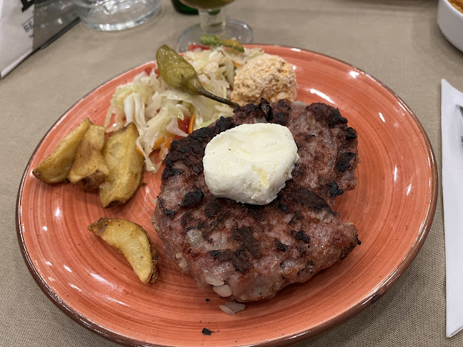 ж.к. Христо Ботев - СеверЮжен, ул. „Скопие“ 23, 4000 Пловдив