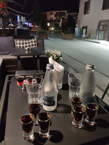 Pirin 75 - Гастрономия и хотелиерство