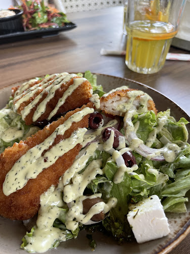 Happy Bar & Grill Yan Palah - Гастрономия и хотелиерство