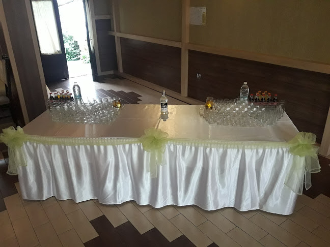 Площад Македония 1, 2080 Златица