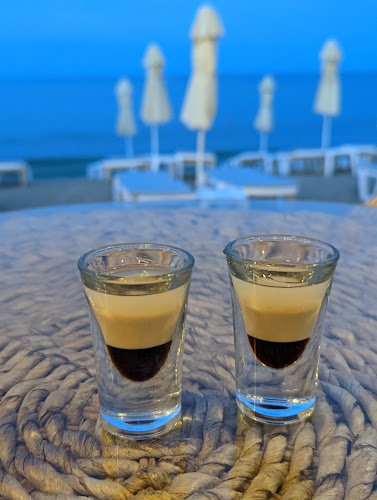 Seaside beach club - Обзор