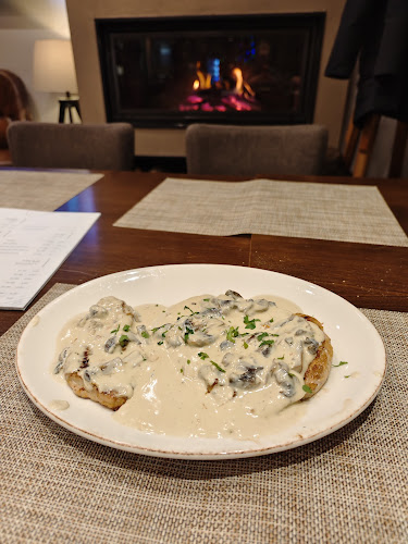 При Иван - Гастрономия и хотелиерство