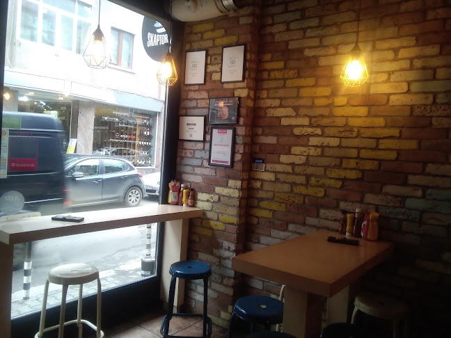 Skapto Burgers, Beers and Fries Shishman - Гастрономия и хотелиерство