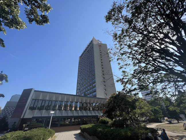 A LA CARTE RESTAURANT at Hotel Bulgaria - Гастрономия и хотелиерство