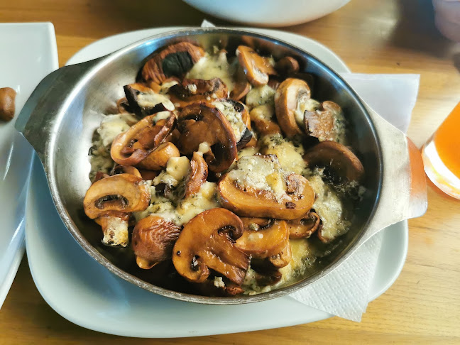 Пица Вики - София