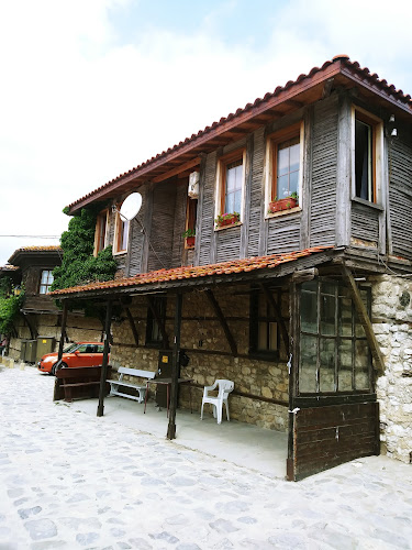 Стария Град, ул. „Цар Иван Асен II“ 9, 8231 Несебър