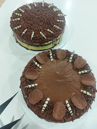 Ресторант Пицария "Аморе" - Гастрономия и хотелиерство