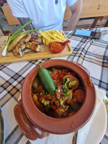 Sea view restaurant and bar EOS - Гастрономия и хотелиерство