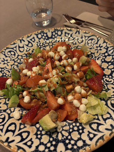 Мемори - Гастрономия и хотелиерство