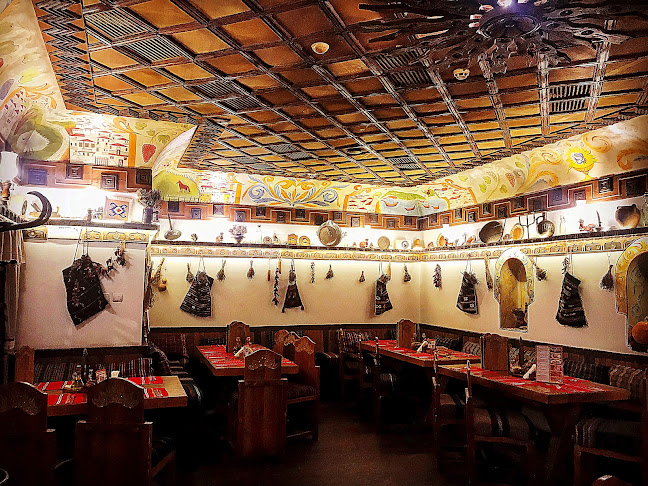 Хаджидрагановите къщи